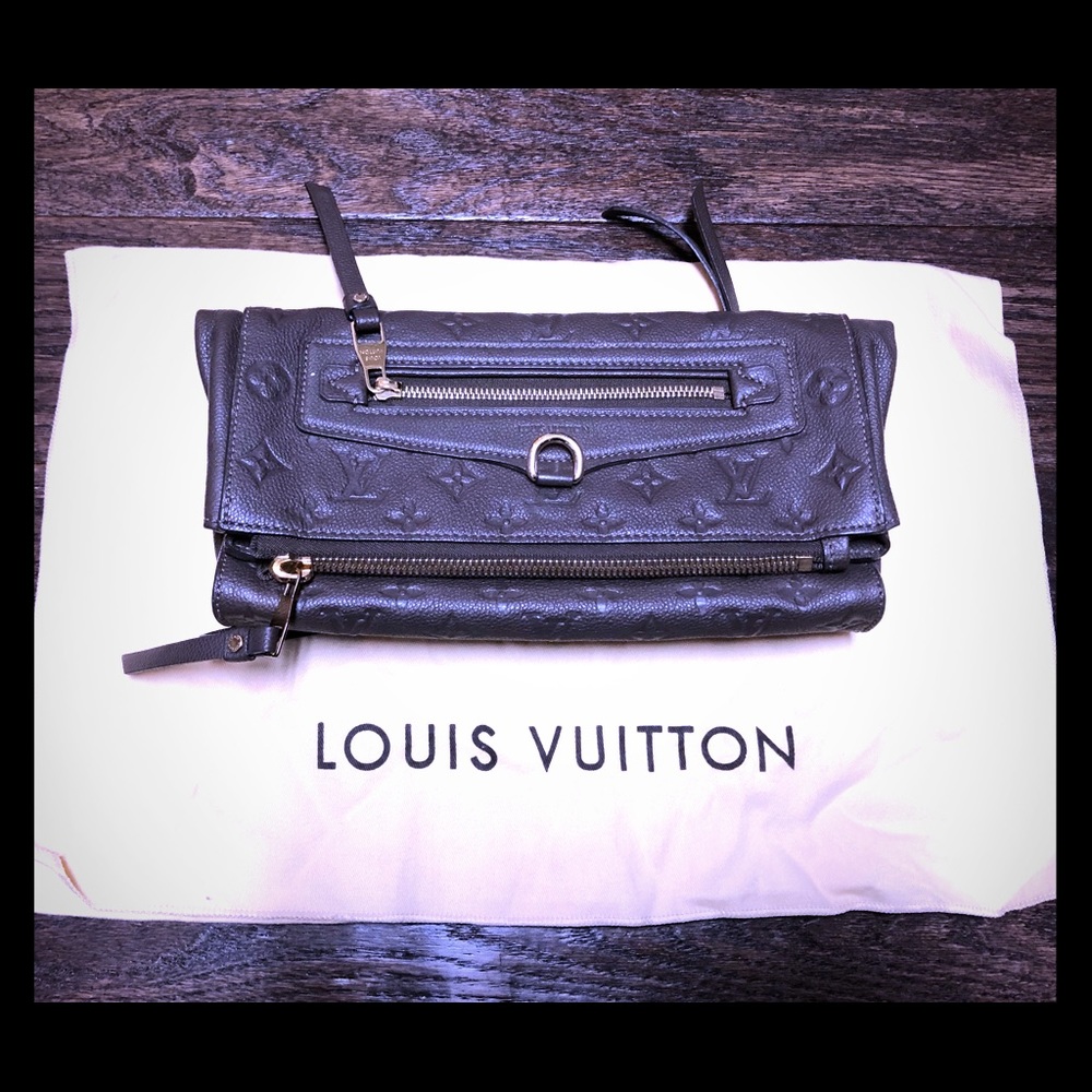 Louis Vuitton Clutch